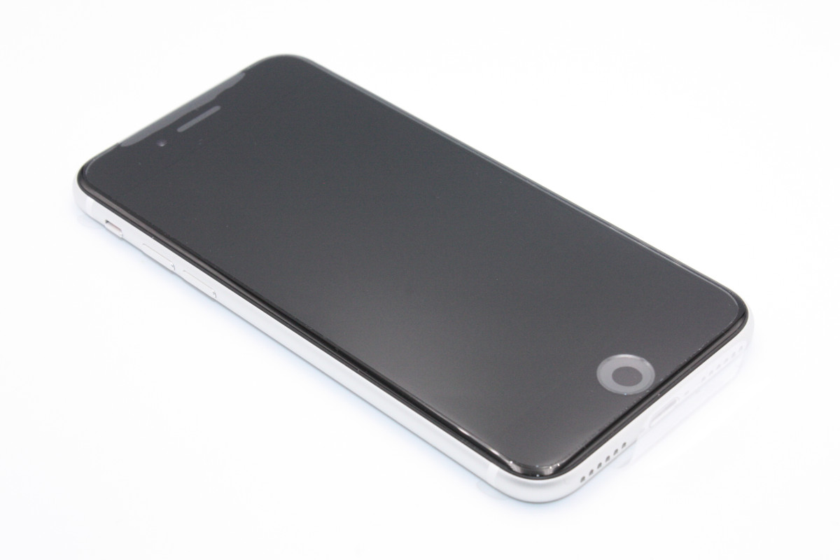 iPhone SE（第2世代） 開封未使用品 バッテリー状態良好(100