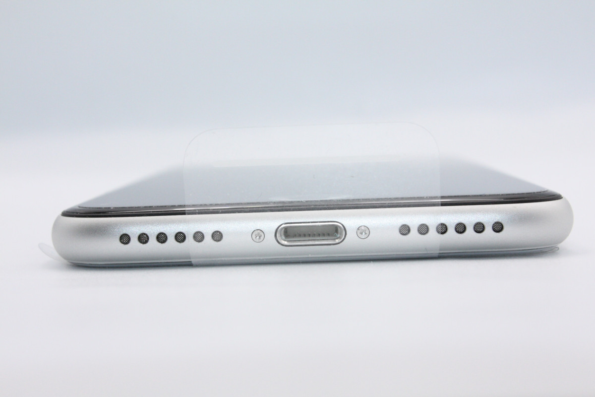 iPhone SE（第2世代） 開封未使用品 バッテリー状態良好(100