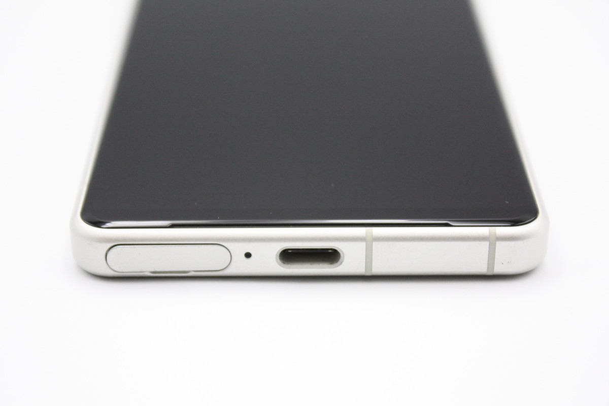 Xperia 5 IV SOG09 SIMフリー エクリュホワイト Bランク : ケースマ