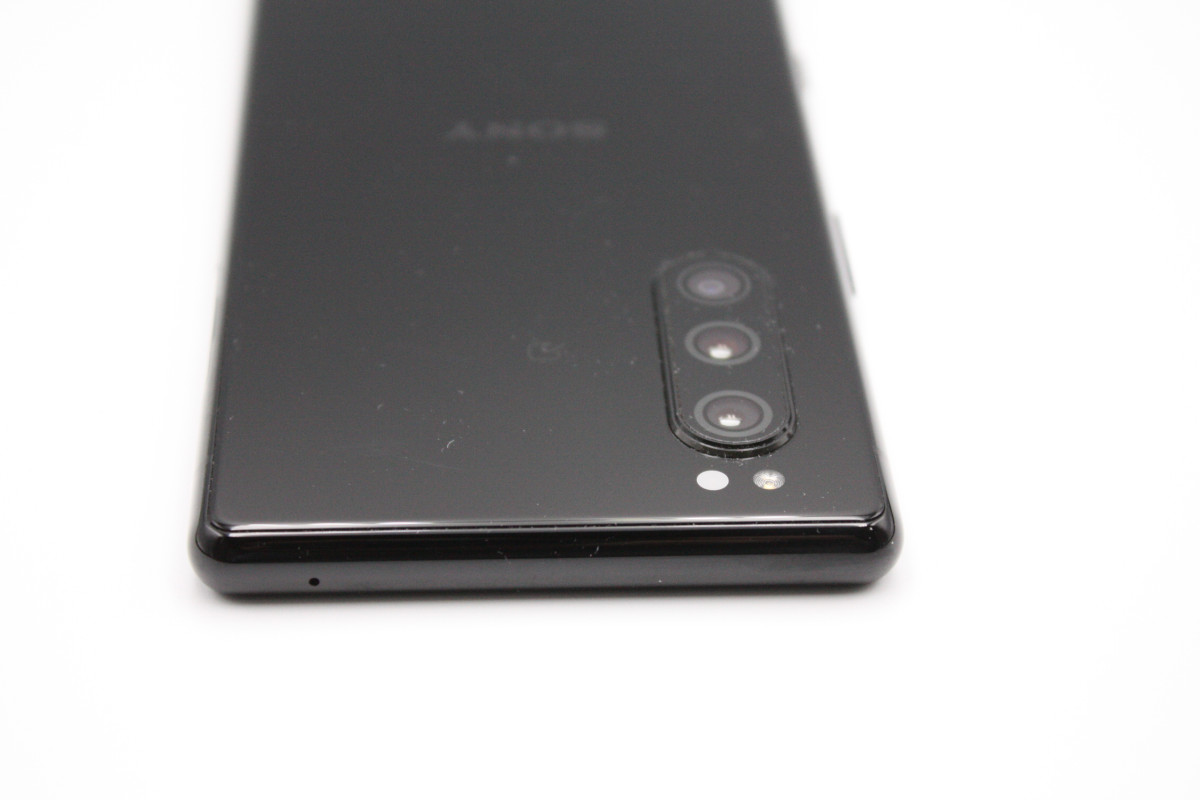 Xperia 5 SOV41 ブラック SIMロック解除済み Bランク : ケースマ商店