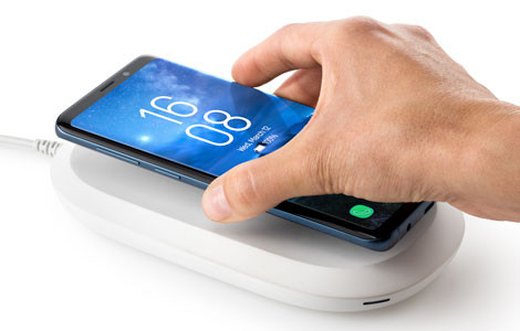 iXpand 特価 iXpand(R) ワイヤレスチャージャー 512GB : ケースマ商店