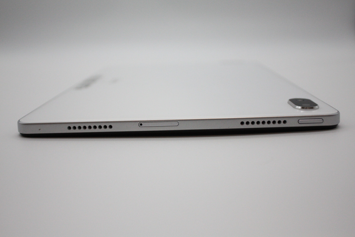 Lenovo（レノボ） 特価 LenovoTab P11 5G LET01 ムーンホワイト SIM