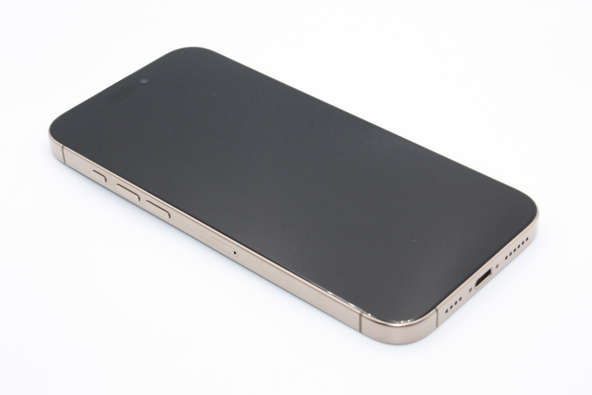 iPhone 16 Pro Max 訳あり特価 バッテリー状態良好(100％) 256GB