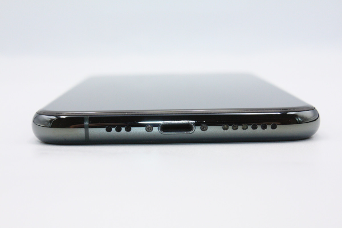 iPhone 11 Pro 美品 iPhone11Pro 64GB SIMロック解除済み ミッドナイト