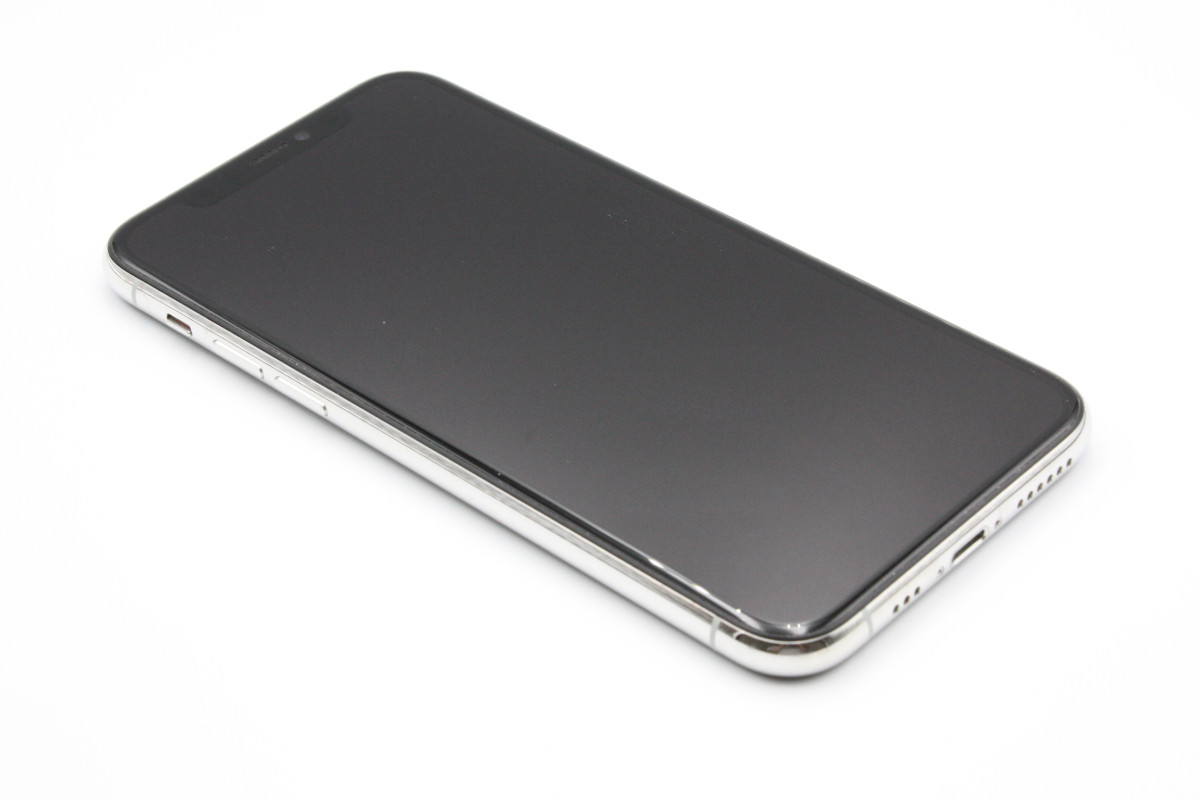 iPhone 11 Pro iPhone11Pro 64GB SIMロック解除済み シルバー Bランク