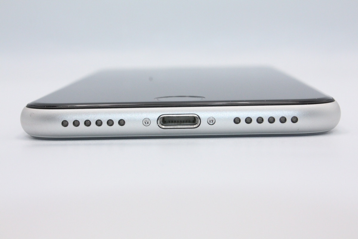 iPhone SE（第2世代） iPhoneSE 第2世代 64GB ホワイト SIMフリー B