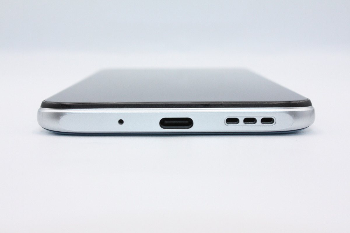 Redmi Note 10 JE XIG02 SIMロック解除済み クロームシルバー Bランク