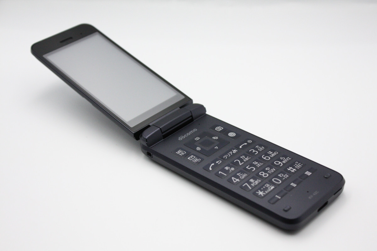 【新品未使用】DIGNO KY−42C ブラック DIGNO 開封未使用品 ケータイ KY-42C ブラック docomo版SIMフリー S