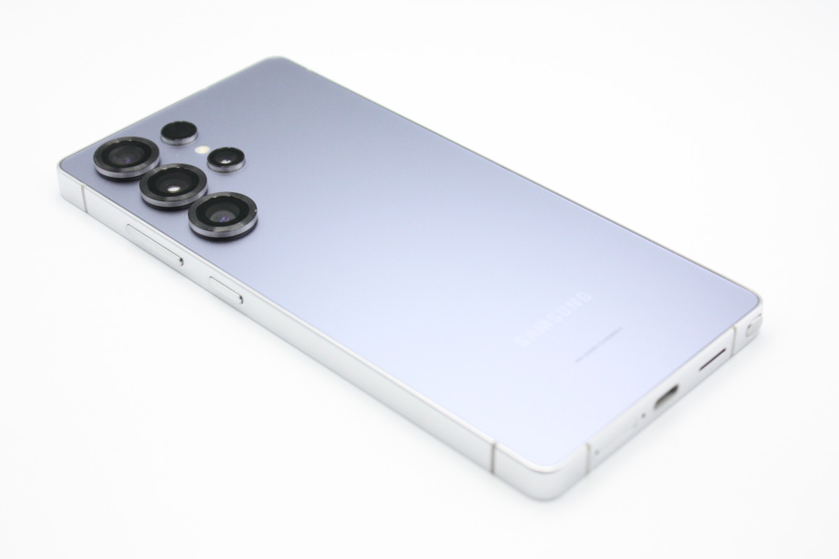 Galaxy S 美品 付属品完備 S25 Ultra SCG32 256GB チタニウムシルバー