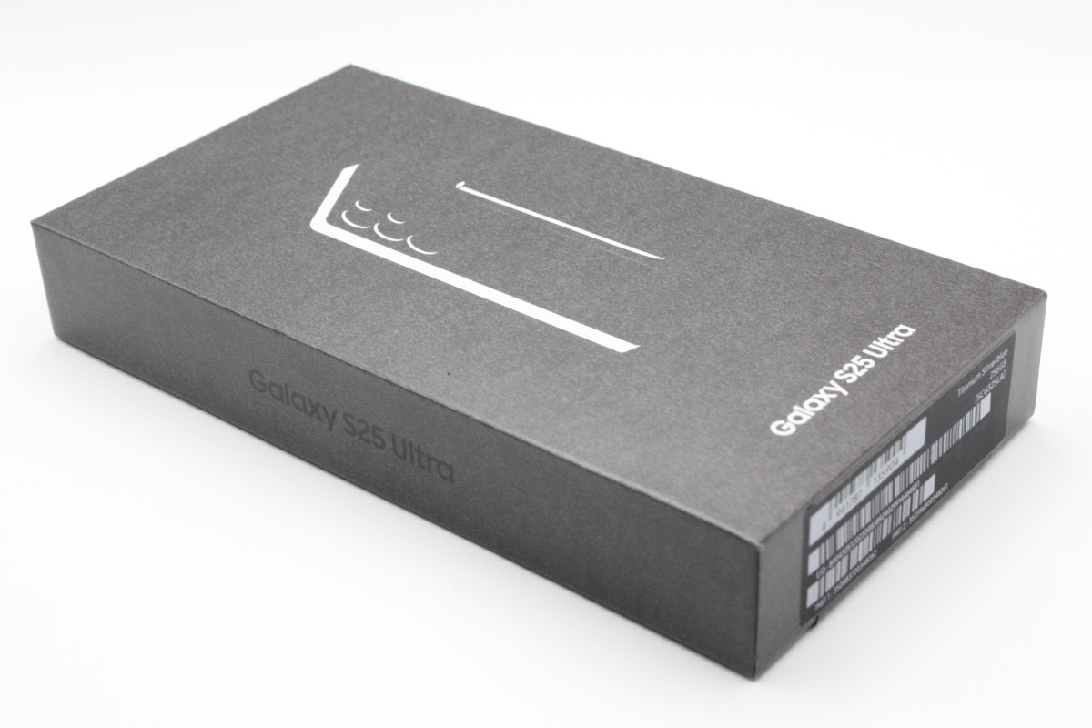 Galaxy S 美品 付属品完備 S25 Ultra SCG32 256GB チタニウムシルバー