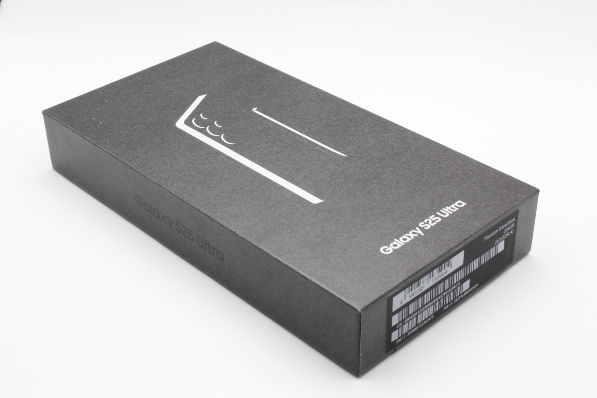 Galaxy S 美品 付属品完備 S25 Ultra SCG32 256GB チタニウムシルバー