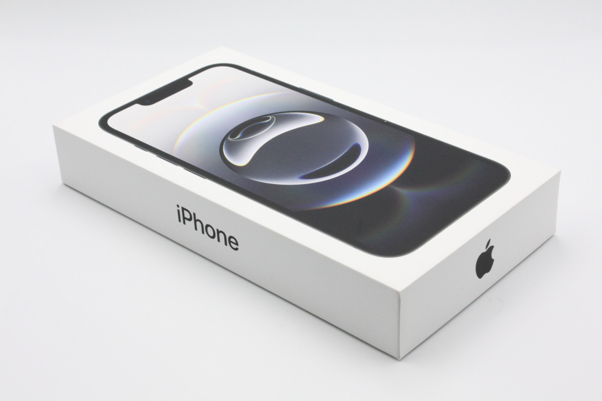 （超美品）iPhone 16e 128GBブラック　箱付　バッテリー100% iPhone 16e 美品 訳あり特価 バッテリー状態良好(100%) iPhone16e