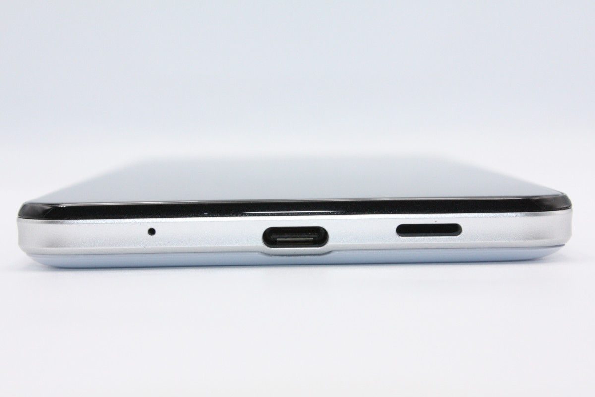 AQUOS zero5Gbasic DX ホワイト128GB SIMロック解除済 AQUOS zero 訳あり特価 zero5G basic DX SHG02 ホワイト SIMロック解除