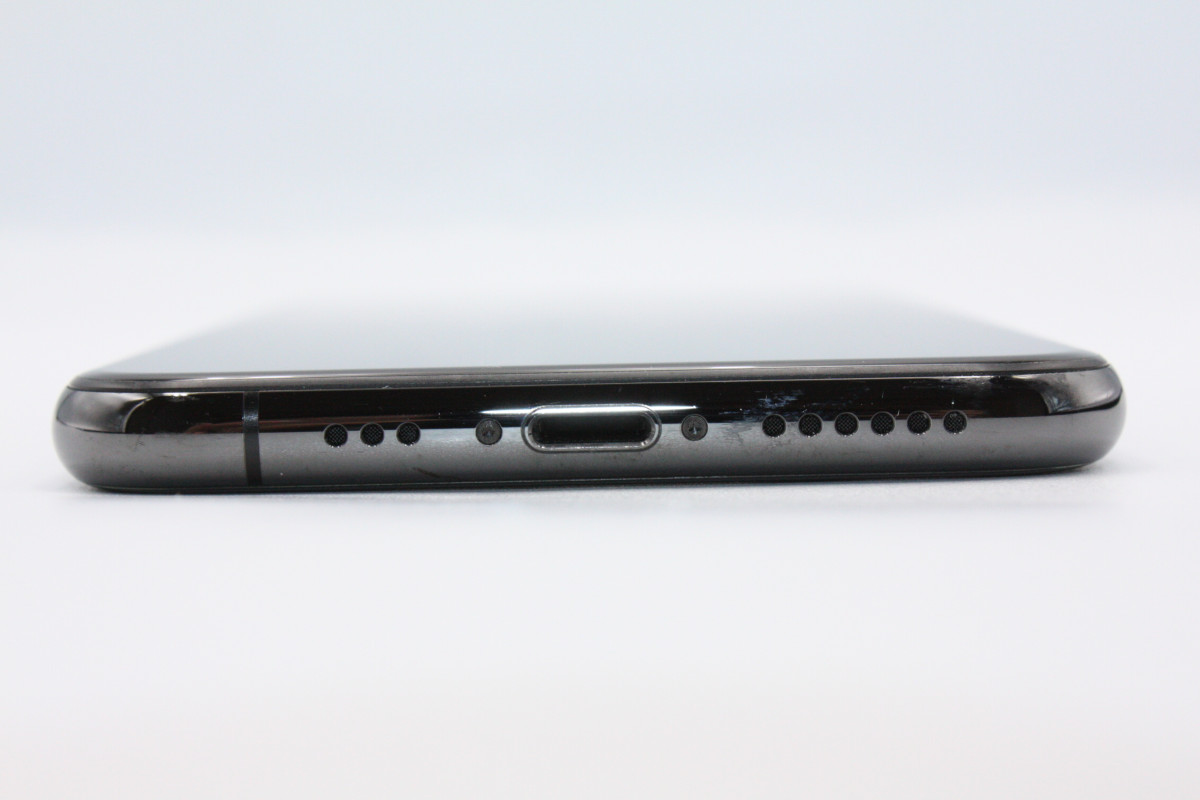 iPhone XS iPhoneXS 64GB スペースグレイ SIMロック解除済み Cランク