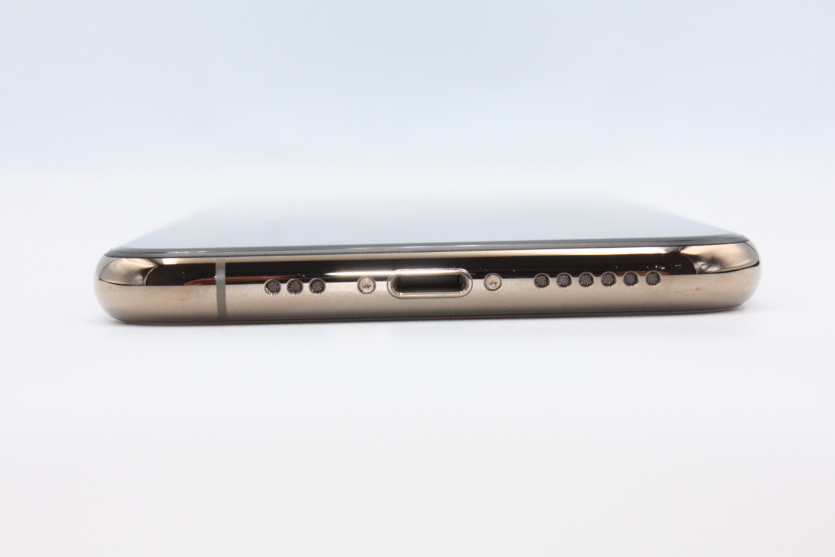 iPhone 11 Pro 訳あり特価 バッテリー状態良好(100％) iPhone11Pro