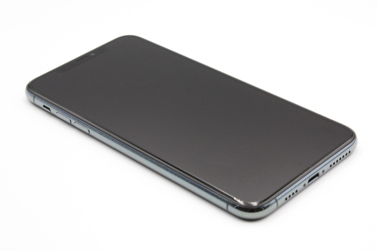 iPhone11 Pro 64GB 利用制限〇 バッテリー最大容量・73％ SIMロック
