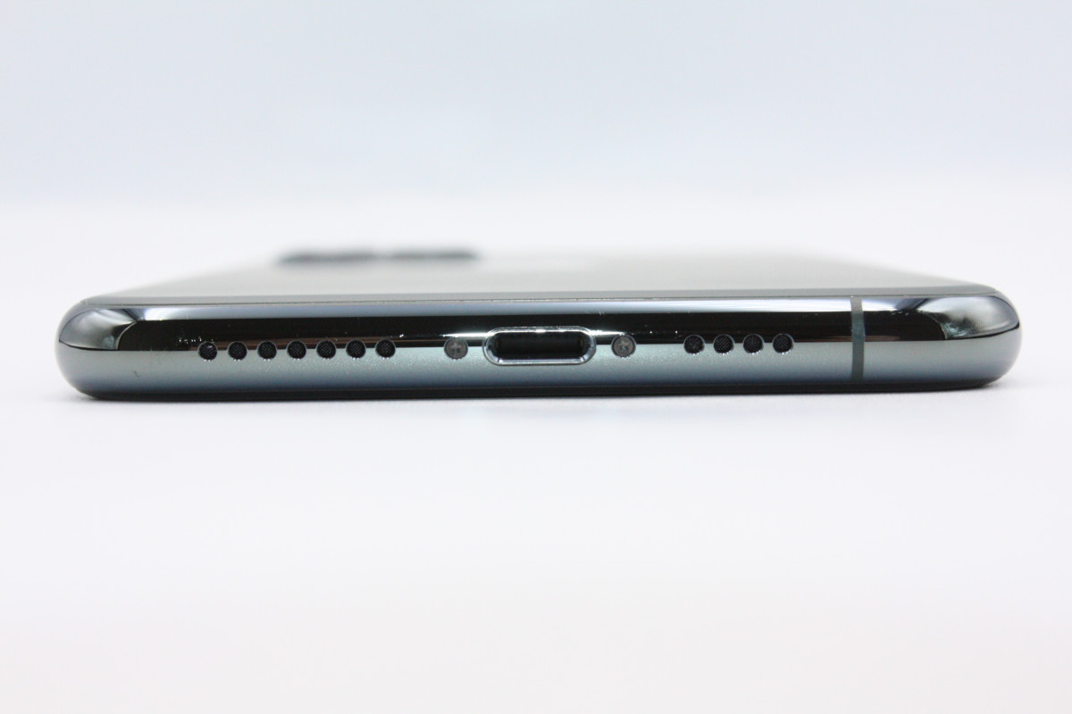 iPhone 11 Pro Max 訳あり特価 バッテリー状態良好(100