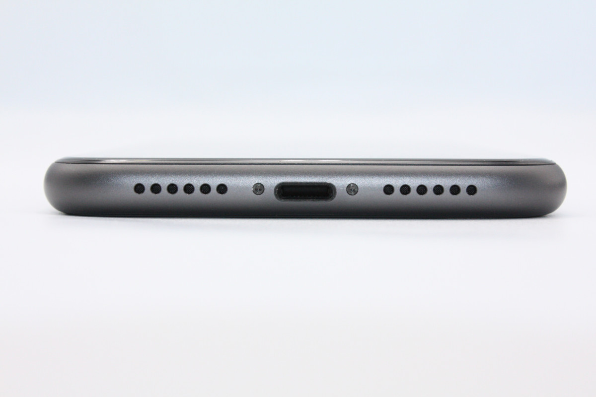 iPhone 11 訳あり特価 iPhone11 64GB SIMロック解除済み ブラック C