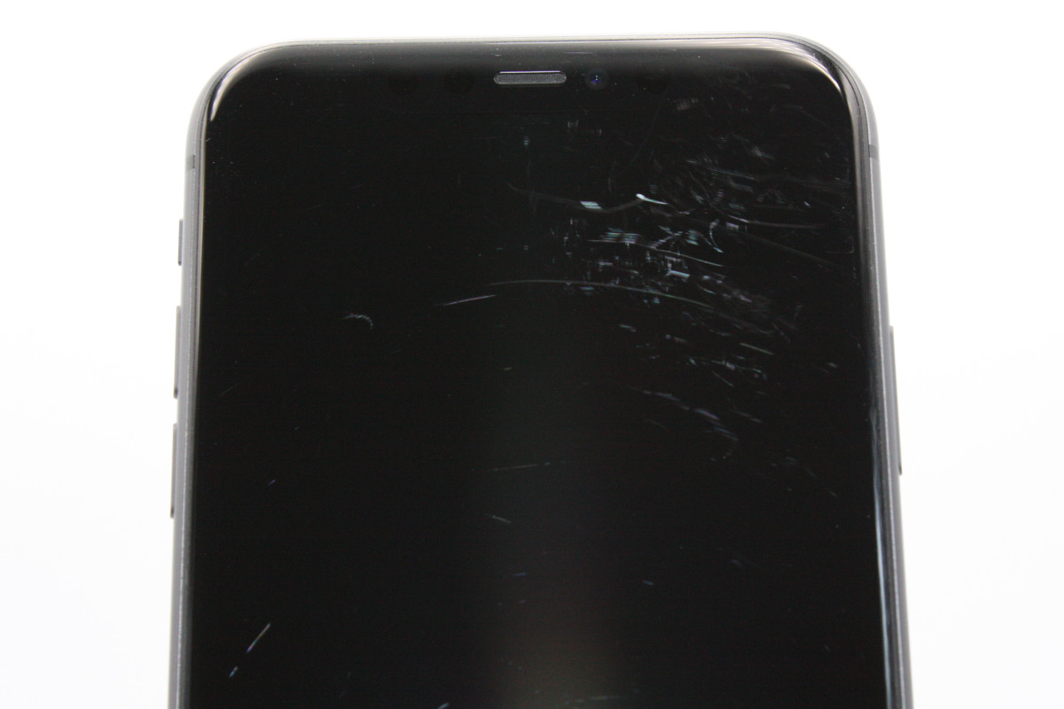 iPhone 11 訳あり特価 iPhone11 64GB SIMロック解除済み ブラック C