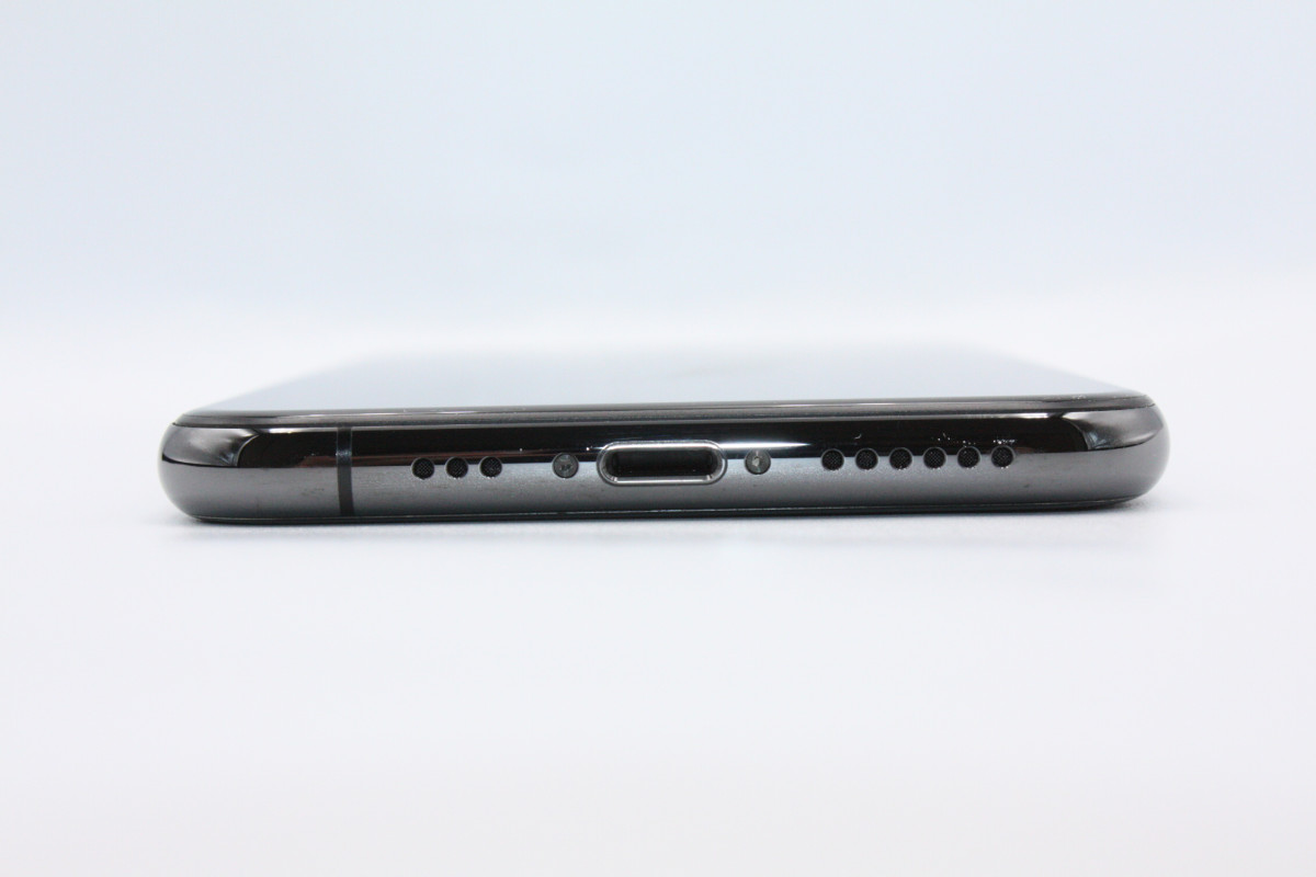 iPhone XS 訳あり特価 iPhoneXS 64GB スペースグレイ SIMロック解除