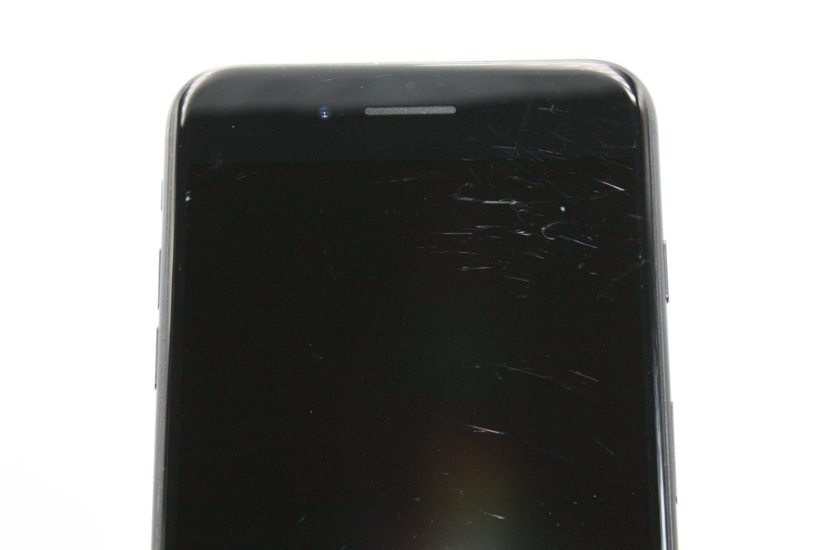 iPhone 7 Plus 訳あり特価 iPhone7Plus 32GB SIMロック解除済み