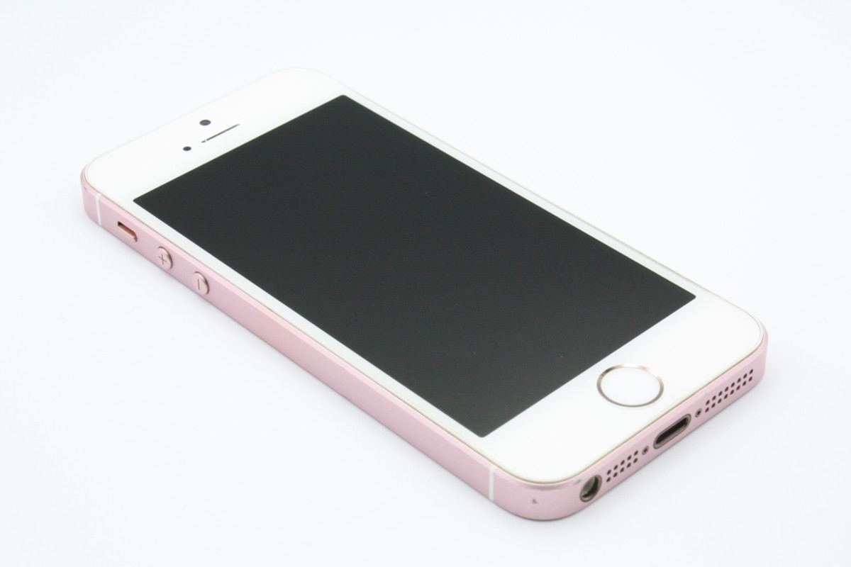 iPhone SE（第1世代） 訳あり特価 iPhoneSE 第1世代 16GB SIMロック