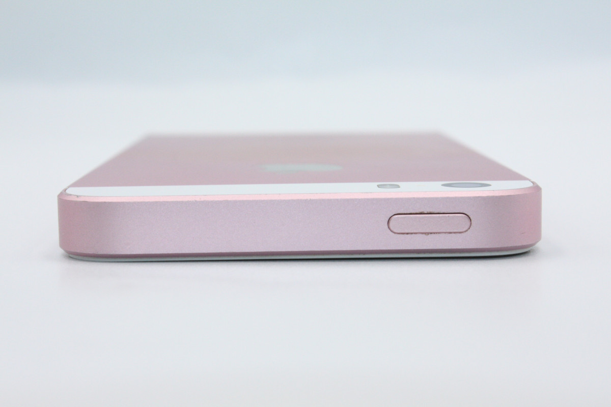 iPhone SE（第1世代） 訳あり特価 iPhoneSE 第1世代 16GB SIMロック