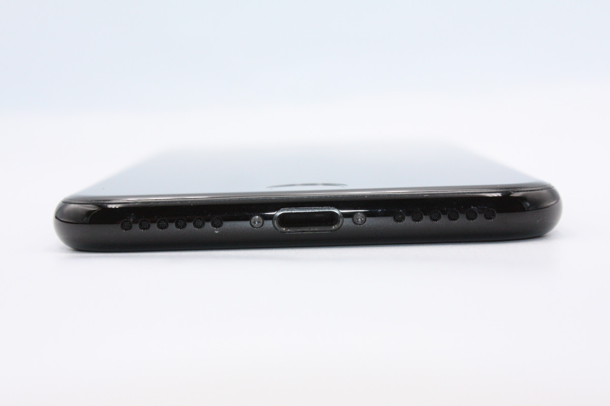 iPhone 7 訳あり特価 バッテリー状態良好(100%) iPhone7 128GB SIM