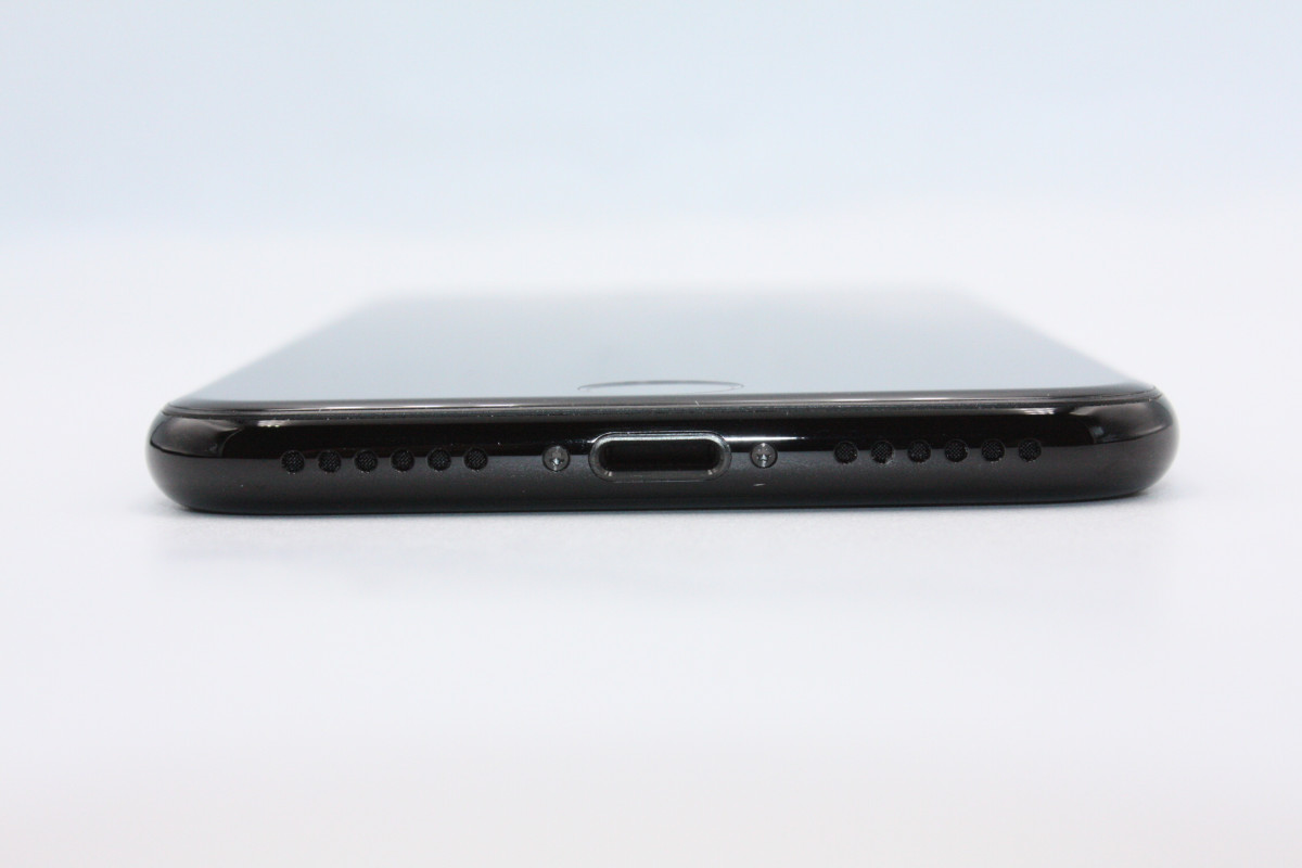 iPhone 7 訳あり特価 iPhone7 128GB SIMロック解除済み ジェット