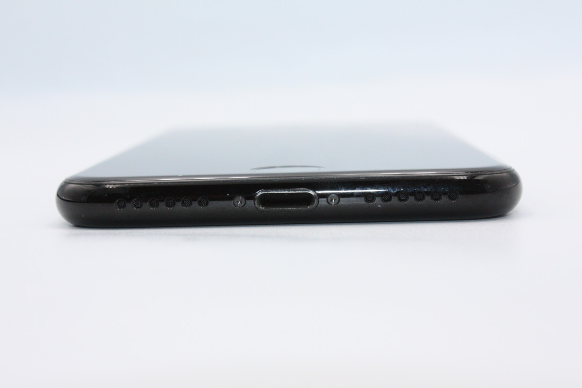 iPhone 7 訳あり特価 iPhone7 128GB SIMロック解除済み ジェット
