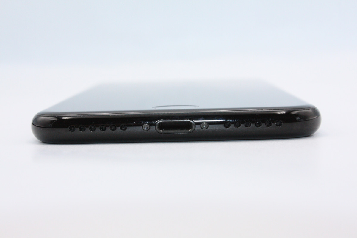 iPhone 7 訳あり特価 iPhone7 128GB SIMロック解除済み ジェット