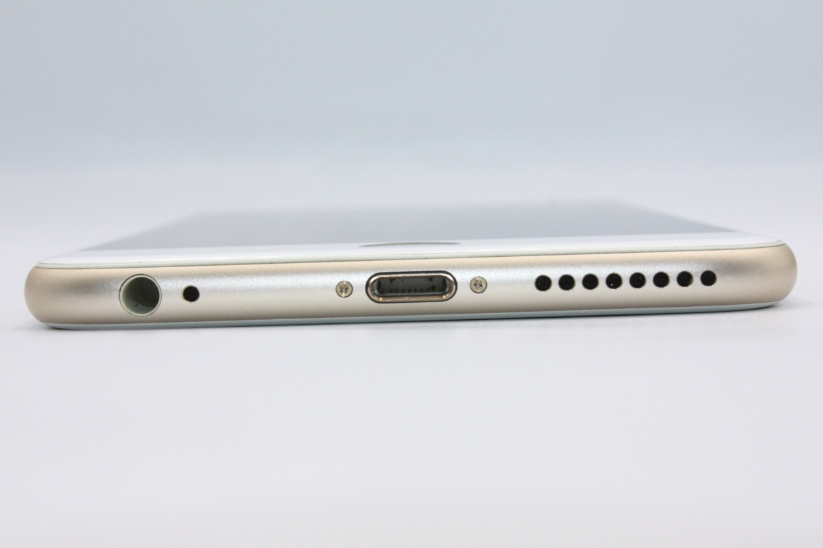iPhone 6 Plus 訳あり特価 iPhone6Plus 16GB au ゴールド Bランク
