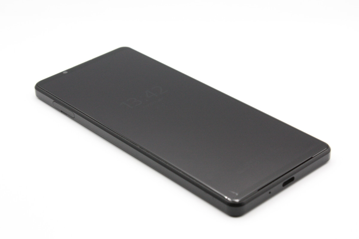 【美品／simフリー】Xperia 1 Ⅲ SOG03　ブラック　フィルム付 Xperia 1 III 訳あり特価 SOG03 フロストブラック au版SIMフリー B
