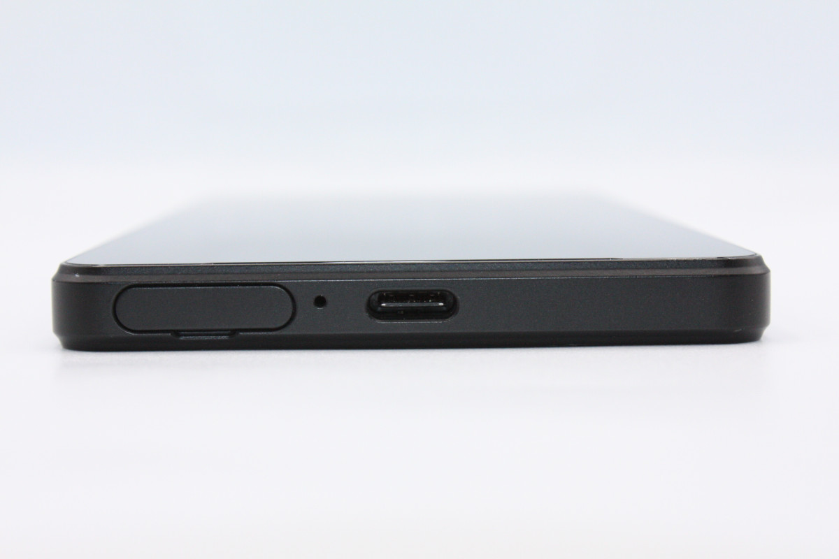 Xperia 1 IV 訳あり特価 SOG06 ブラック SIMフリー Bランク : ケースマ