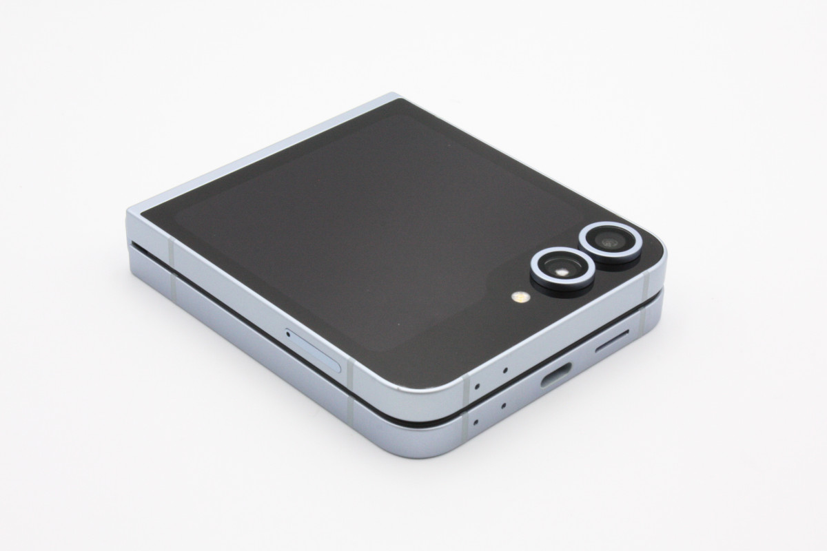 Galaxy Z 美品 Flip6 SCG29 au版SIMフリーブルー Aランク : ケースマ