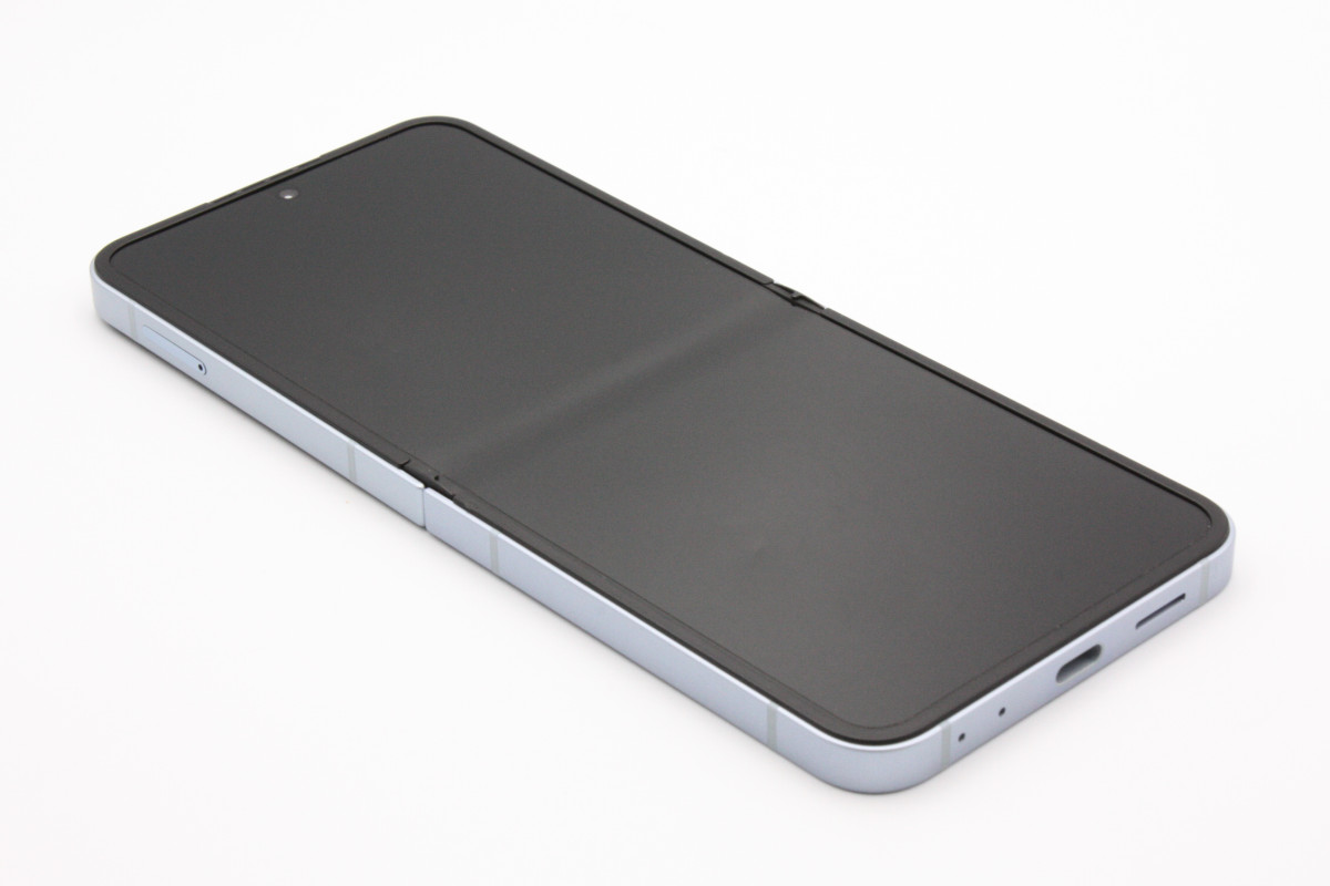 Galaxy Z 美品 Flip6 SCG29 au版SIMフリーブルー Aランク : ケースマ