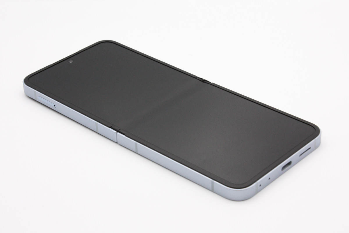 Galaxy Z 美品 Flip6 SCG29 au版SIMフリーブルー Aランク : ケースマ