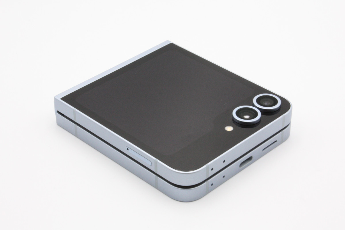 Galaxy Z 美品 Flip6 SCG29 au版SIMフリーブルー Aランク : ケースマ