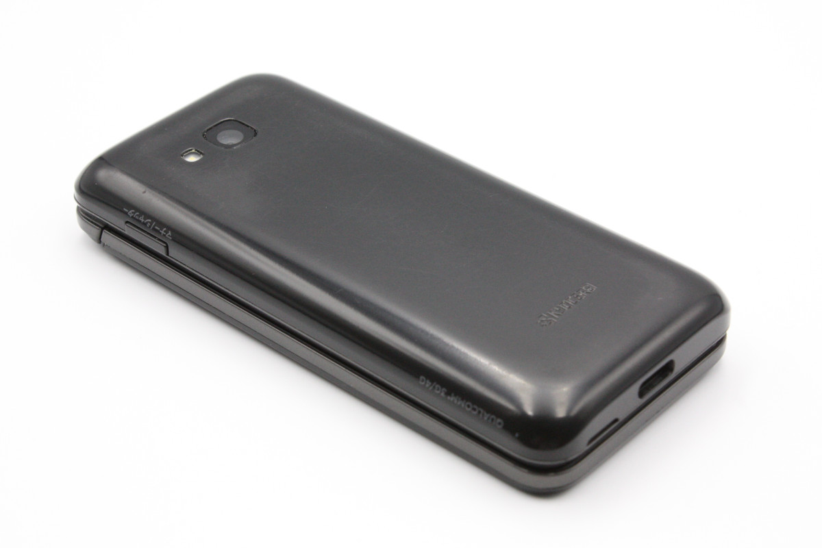GRATINA KYF39 ブラック KYOCERA（京セラ） GRATINA KYF39 ブラック SIMロック解除済み Bランク