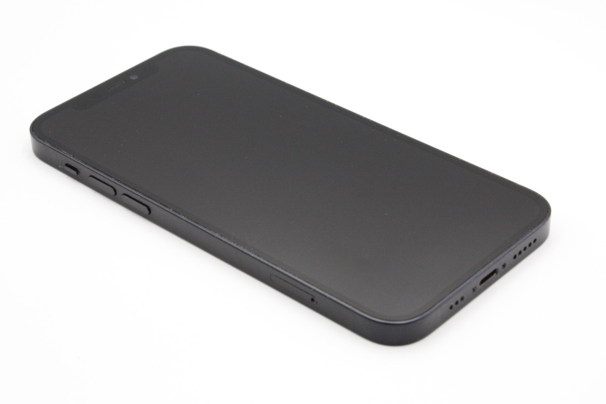 iPhone12 本体 ブラック 64GB  ★最新マスクしたままロック解除可★ iPhone 12 iPhone12 64GB ブラック SIMロック解除済み Bランク