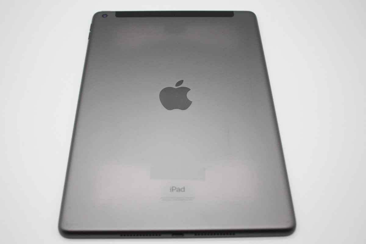 iPad 美品 第9世代 64GB Wi-Fi + Cellularモデル スペースグレイ A