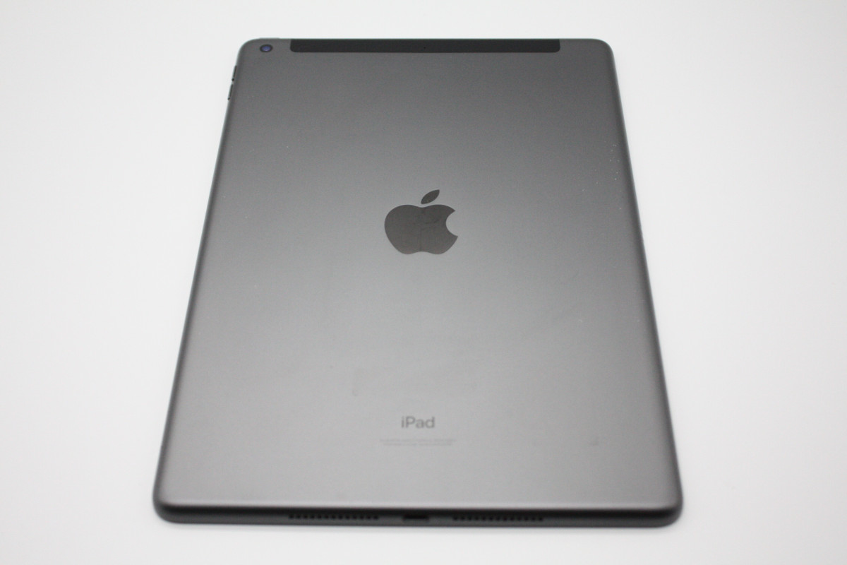 iPad 第9世代 64GB Wi-Fi + Cellularモデル スペースグレイ Bランク