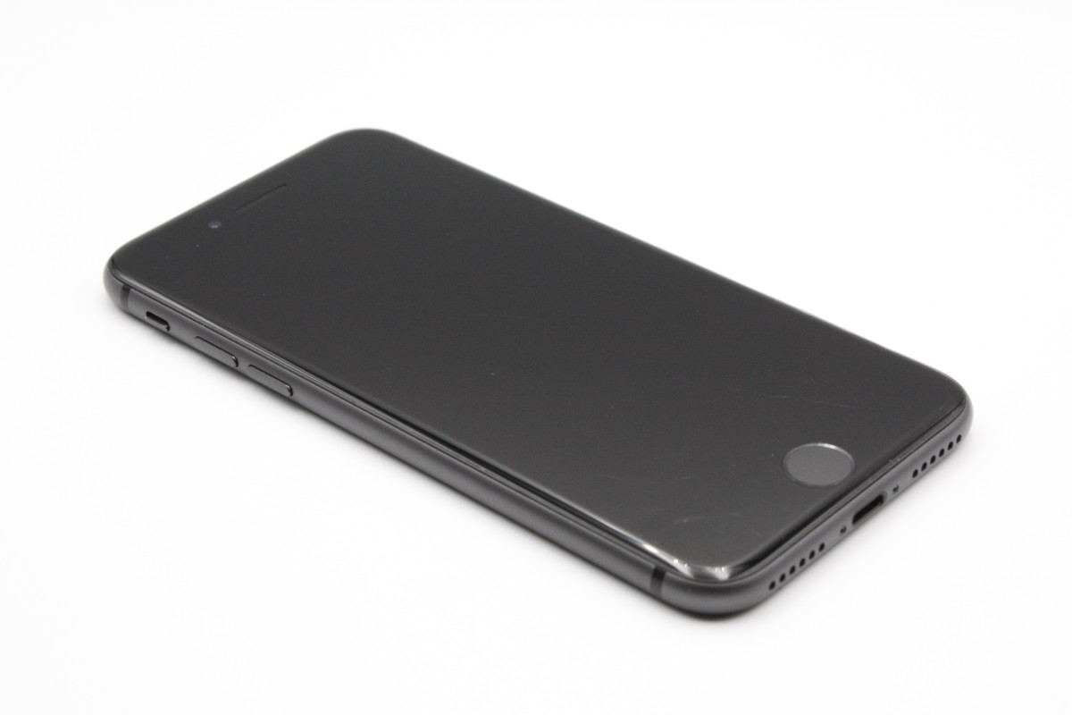 iPhone 8 訳あり特価 iPhone8 64GB SIMロック解除済み スペースグレイ