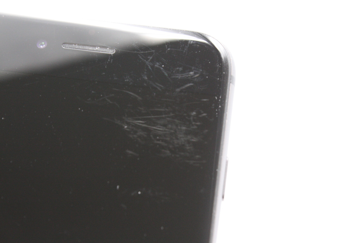 iPhone 8 訳あり特価 iPhone8 64GB SIMロック解除済み スペースグレイ