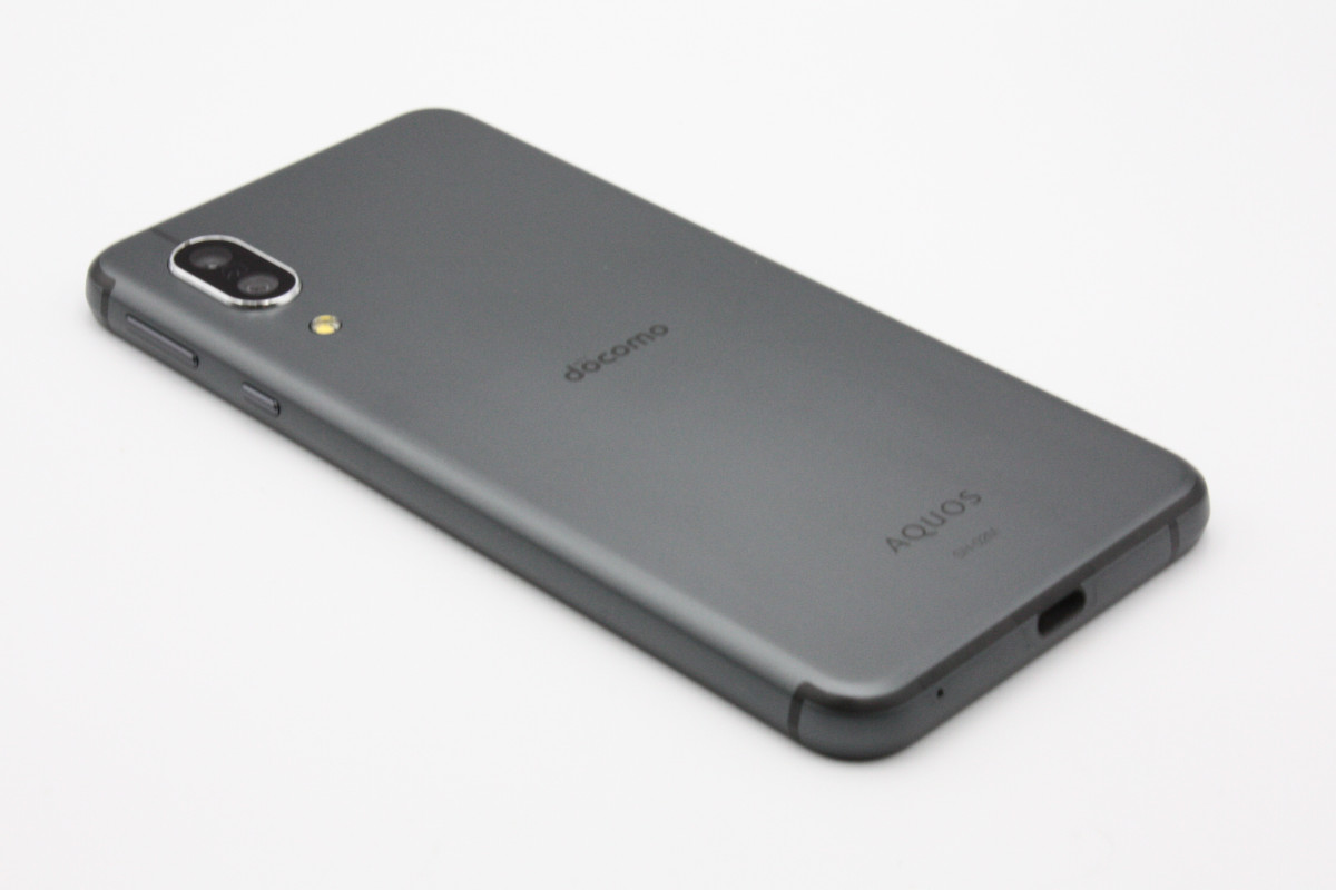 AQUOS sense 美品 sense3 SH-02M ブラック SIMロック解除済み Aランク