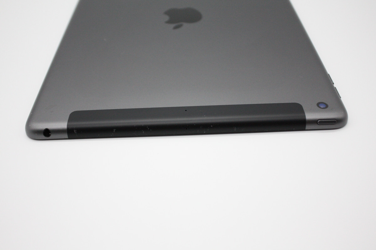 iPad 第9世代 64GB Wi-Fi + Cellularモデル スペースグレイ Bランク