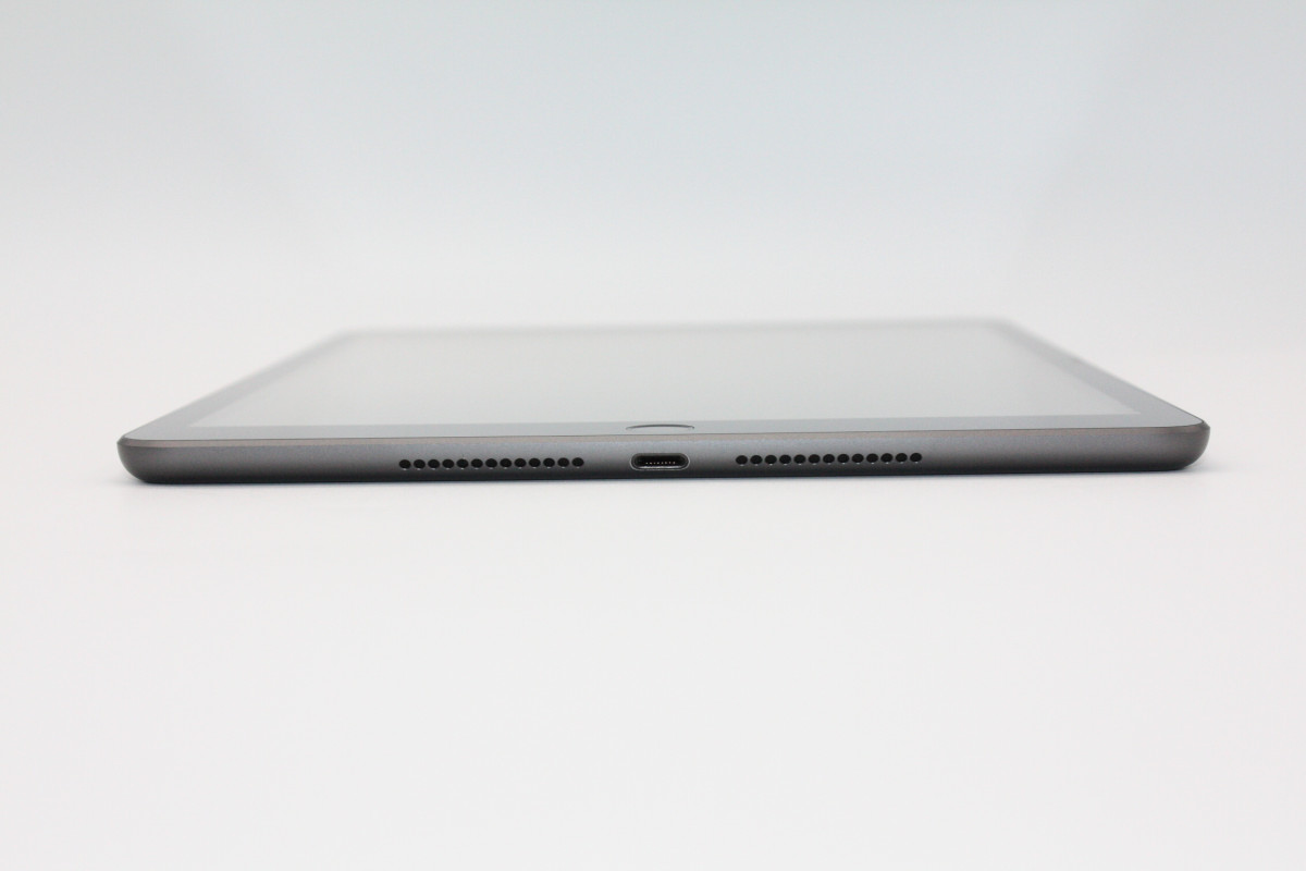 iPad 美品 第7世代 Wi-Fi+Cellular 32GB スペースグレイ Aランク