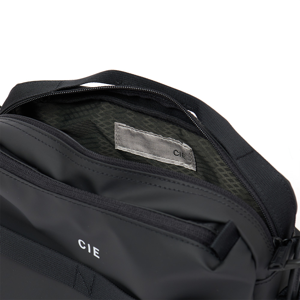 CIE ショルダーバッグ バッグ シー GRID3 MINI SHOULDER BAG
