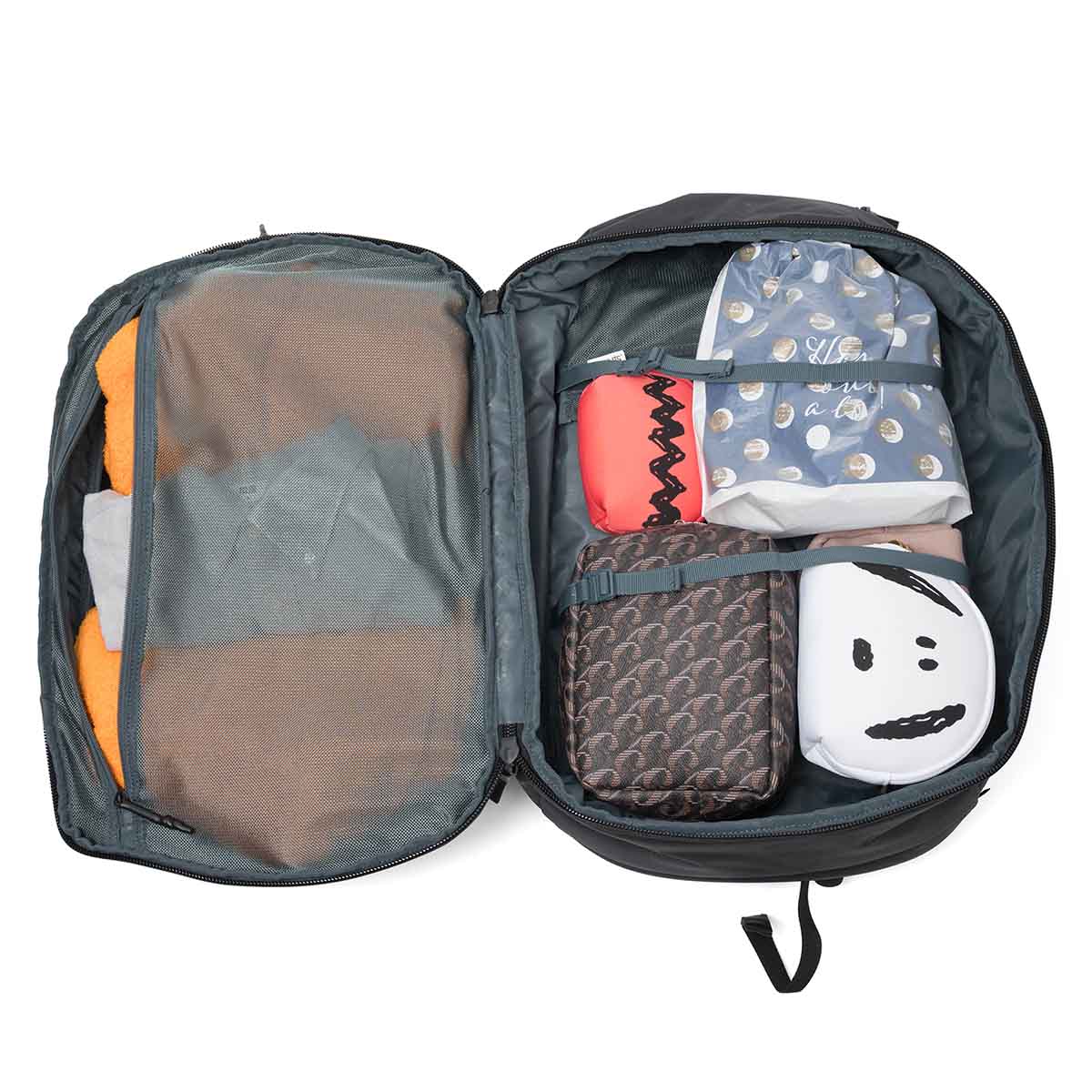 Thule リュック スーリー Aion Travel Backpack 40L 大容量 大きめ