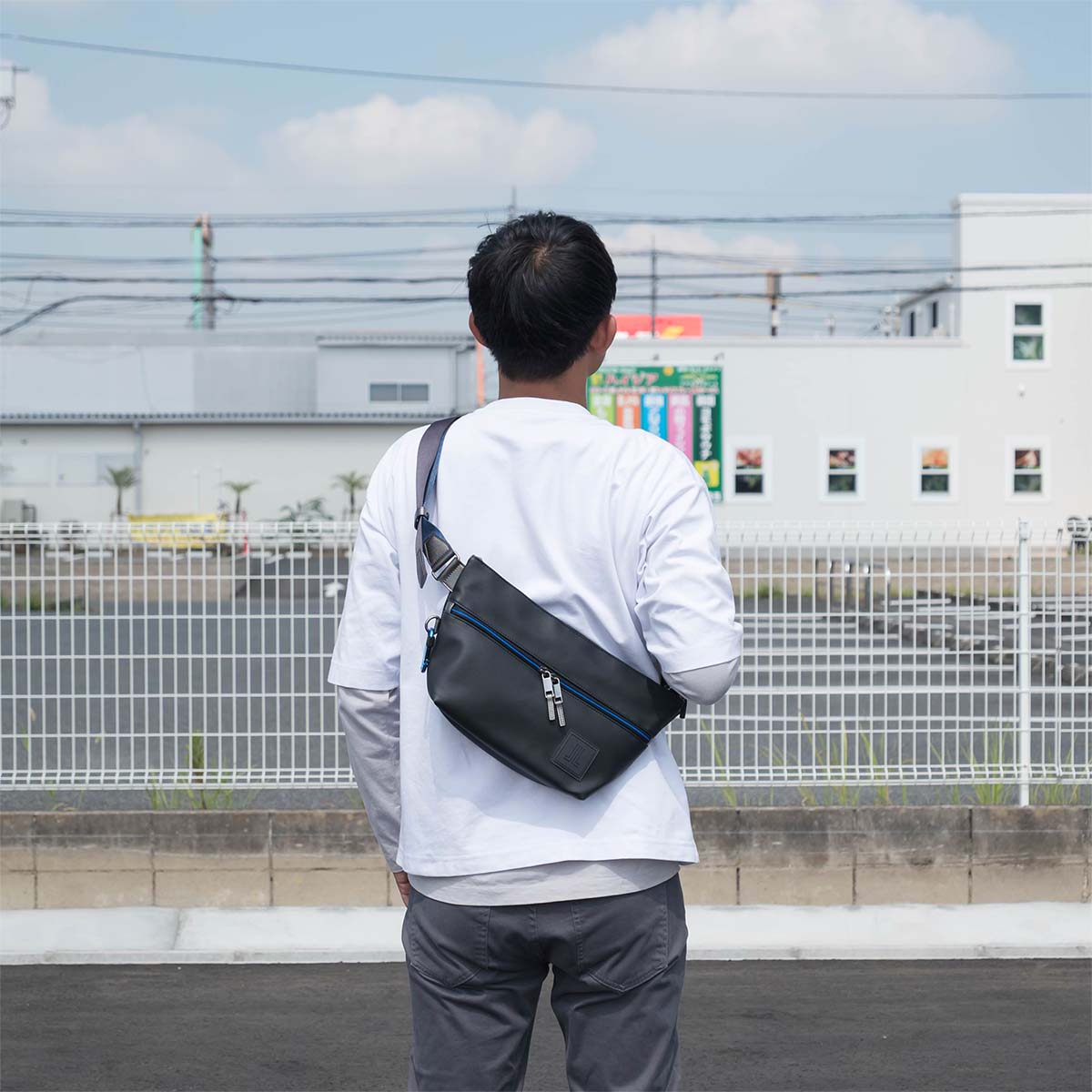 LANVIN en Bleu ランバン オン ブルー ボディバッグ ウエストバッグ